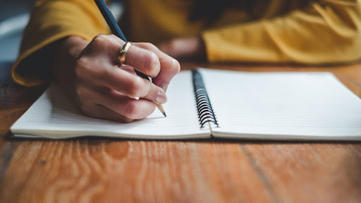Rhetorical Analysis Essay Outline - Writing Guide & Samples Rhetorical Analysis Essay Outline - Tips & Examples